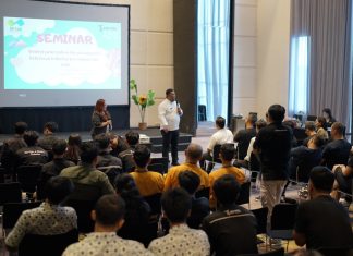 Apresiasi Karyawan dan Kepedulian Sosial, Warnai I Am Artotel Day ARTOTEL TS Suites Surabaya
