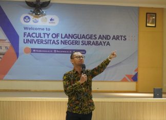 Dunia Hotel Dibahas Tuntas! Aries Luhur Haryono Bagikan Insight Industri Hospitality kepada Mahasiswa UNESA