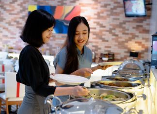 Rayakan Lebaran dengan Hampers dan Halal Bi Halal Spesial dari ARTOTEL TS Suites Surabaya