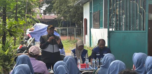 PT Terminal Petikemas Surabaya Tingkatkan Literasi Pengelolaan Sampah Warga RW 10 Sidotopo Wetan