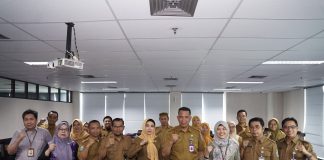 DJP Jatim I Gelar Sosialisasi dan Penandatanganan Program Inklusi Kesadaran Pajak Tingkat SMA di Surabaya