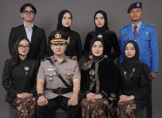 Arif Faisol Efendi : Komisaris Polisi Itu Kini Lulus Sarjana Akuntansi dari Unusa
