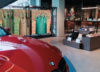 Art, Motion and Scent : BMW Astra Luncurkan Pameran Lukisan Pertama dan Parfum di Jawa Timur