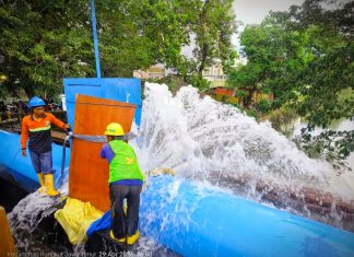 Respon Cepat PAM Surya Sembada Tangani Kebocoran Pipa Utama 1000mm di Kawasan Merr