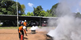 Bogasari Latih Warga Perumahan di Sidoarjo Atasi Bencana Kebakaran