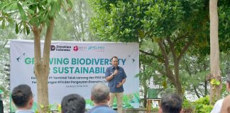 Komitmen Pelabuhan Berkelanjutan : Terminal Teluk Lamong Luncurkan Green House Titik Hijau dan Terima Tanaman Langka dari Kebun Raya Purwodadi