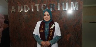 Kisah Anak Pedagang Jadi Dokter, ’Jimat’ Sang Ibu Antarkan Benta Raih Gelar Dokter
