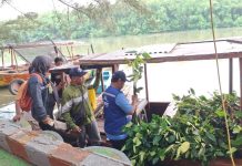 TPS Perluas Program “Donasi Oksigen” melalui Penanaman Mangrove di Pesisir Romokalisari Surabaya