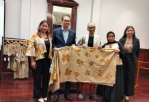 Dari Ampas Kopi Menjadi Fashion Berkelanjutan: Hotel Majapahit Surabaya Dan Dkoe Outerwear Hadirkan Scarf Ramah Lingkungan Hasil Kolaborasi Lokal