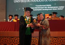 Risma Sampaikan Pidato Utama di Sidang Terbuka Senat Akademik Dies Natalis Ke 13 Unusa