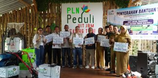 Dukung Electrifying Agriculture, PLN UIT JBM Luncurkan Program Terang Tani di Tuban