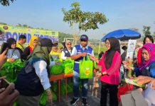 TPS Dukung Program DOKAR Baksose Suroboyo di Kecamatan Lakarsantri, Warga Dapatkan Bahan Pangan Bergizi dengan Harga Terjangkau
