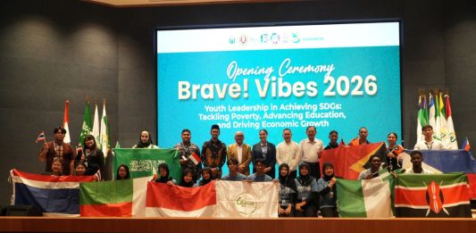 Unusa Gelar BRAVE! VIBES 2026: Pertemukan Mahasiswa, Akademisi, dan Pemuda Dari Berbagai Negara