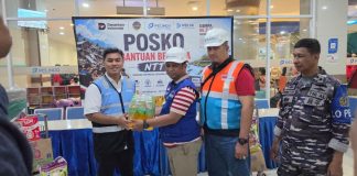 KSOP Utama Tanjung Perak dan Pelindo Group Salurkan Bantuan Korban Gempa NTT melalui Kapal PELNI MV. Tidar