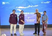 AXA Mandiri dan Karyawan Bersatu Salurkan Bantuan bagi Korban Gempa NTT