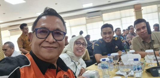 Pelindo Sosialisasikan Layanan Alat Pemindai Petikemas kepada Anggota GINSI, ALFI dan GPEI Jawa Timur