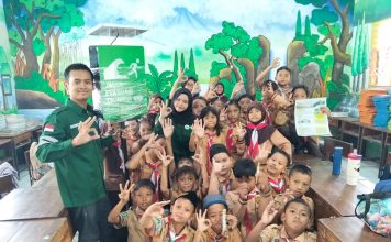 Mahasiswa UNUSA Kembangkan Rambu Evakuasi Tsunami Berbasis Sensor
